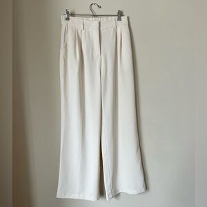Chic White minimalist old money elegant  Wide Leg Women's Pants. M